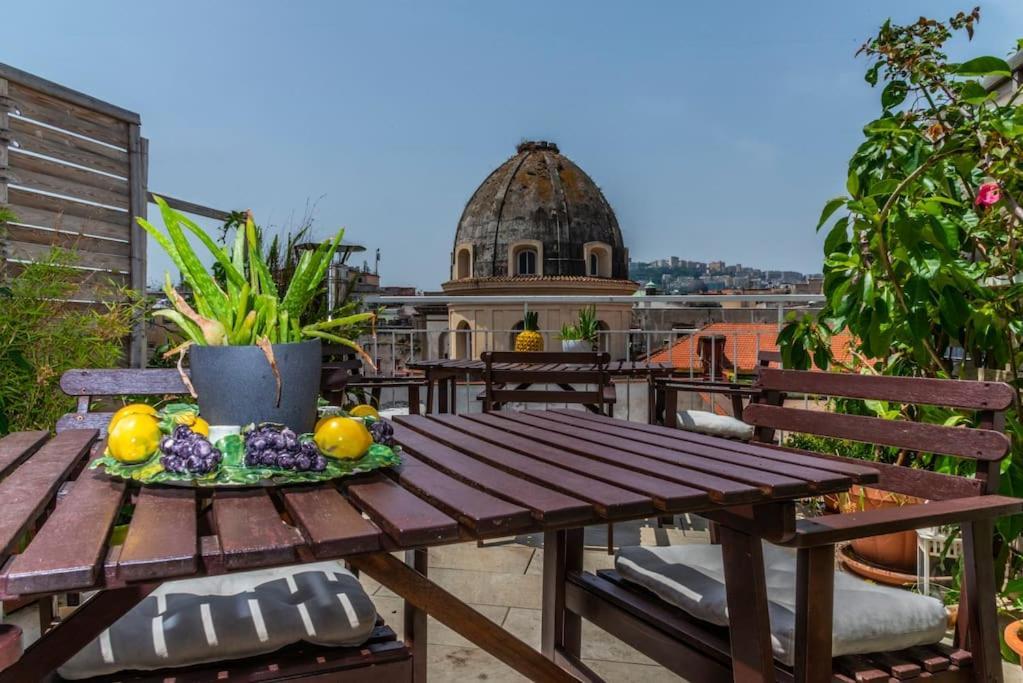 Naples In The History 4M Bed and Breakfast Exteriör bild