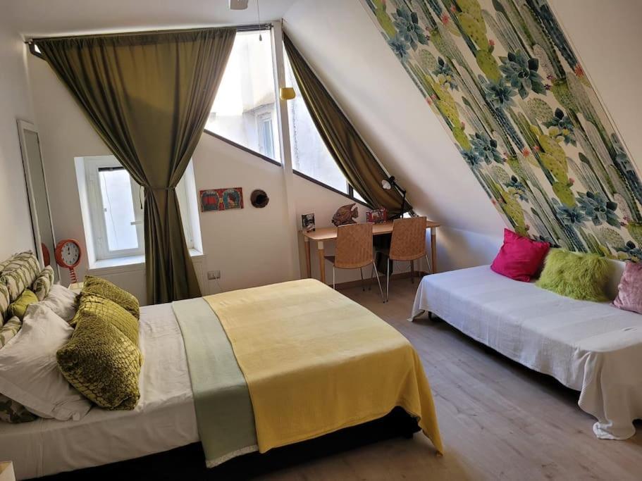 Naples In The History 4M Bed and Breakfast Exteriör bild