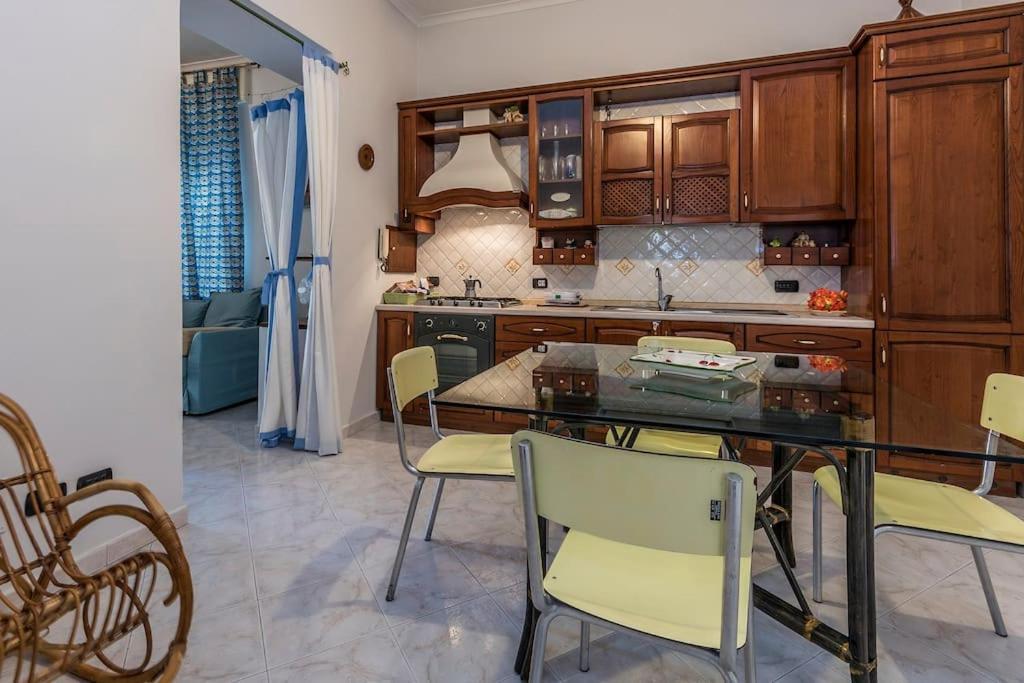 Naples In The History 4M Bed and Breakfast Exteriör bild