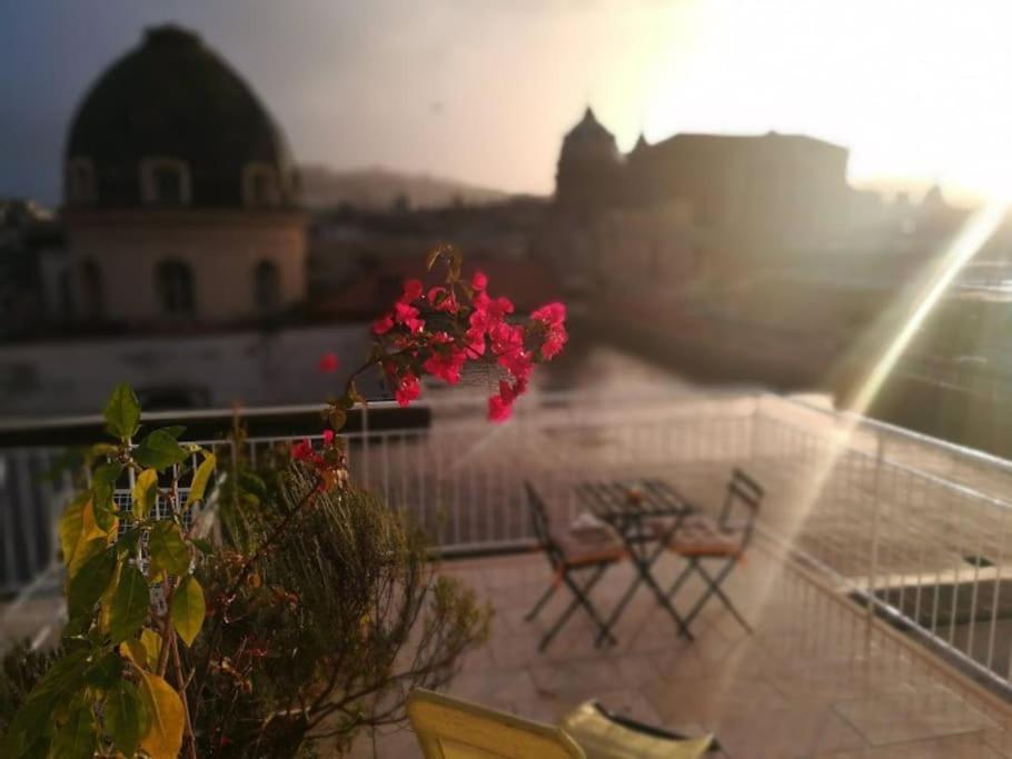 Naples In The History 4M Bed and Breakfast Exteriör bild