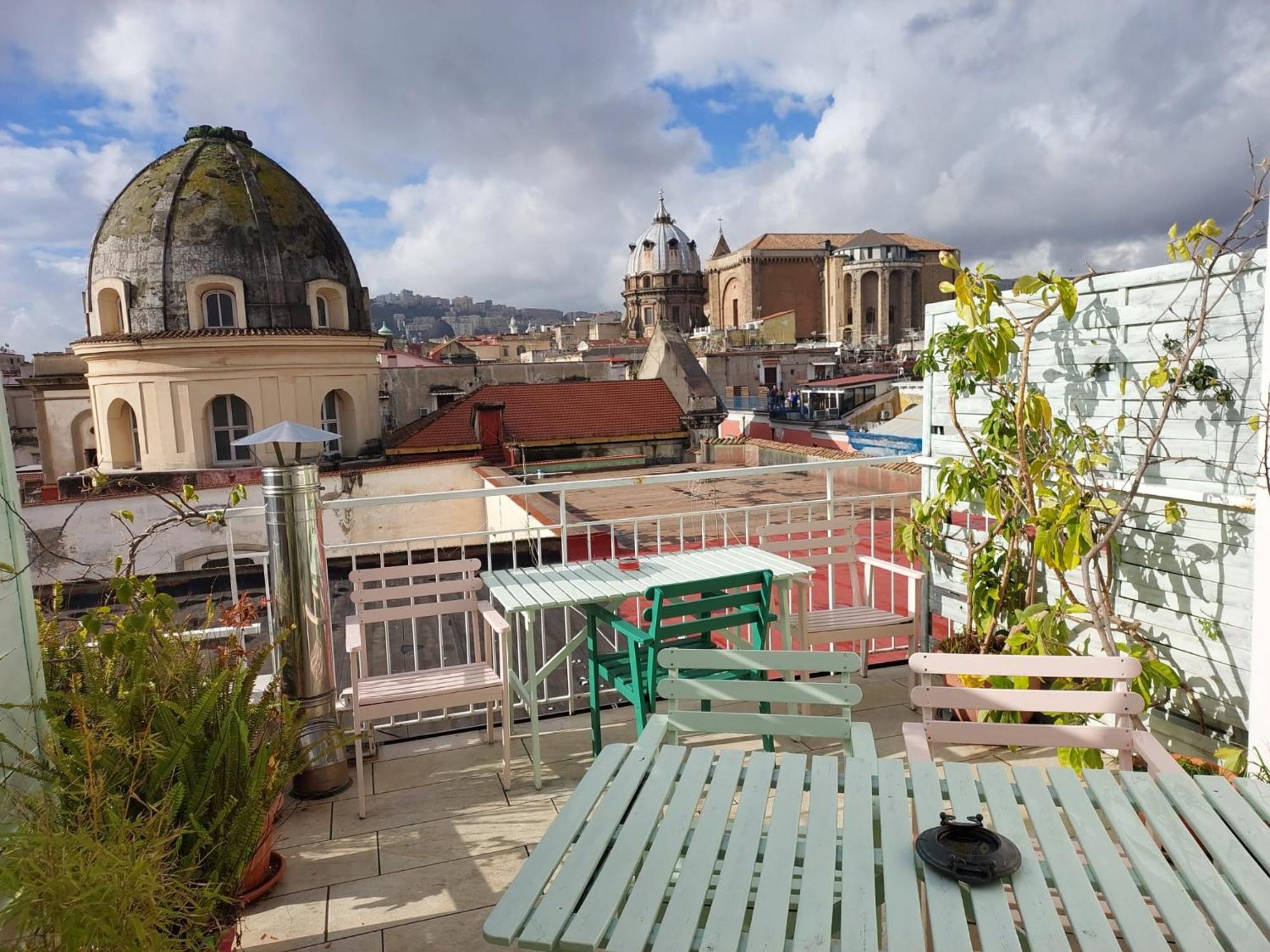 Naples In The History 4M Bed and Breakfast Exteriör bild